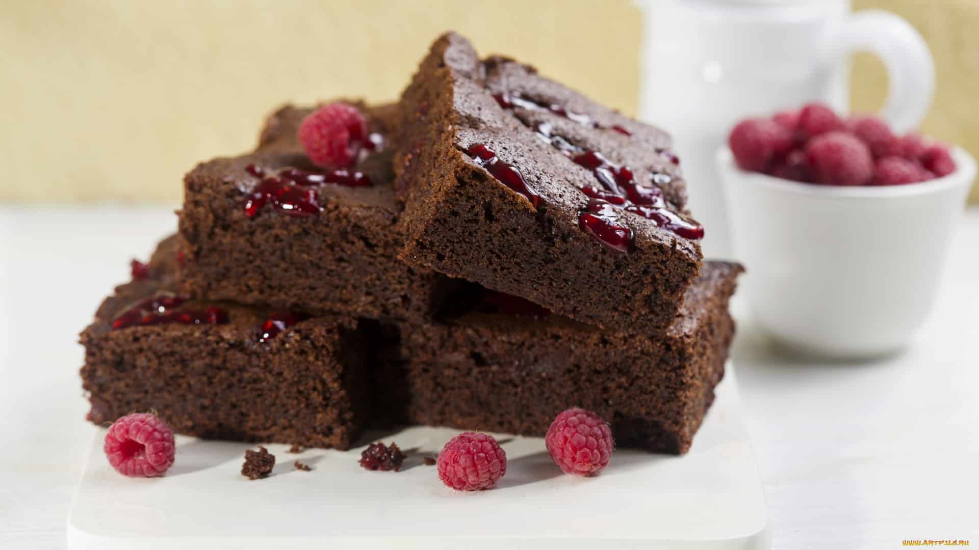 Vişneli Browni Tarifi