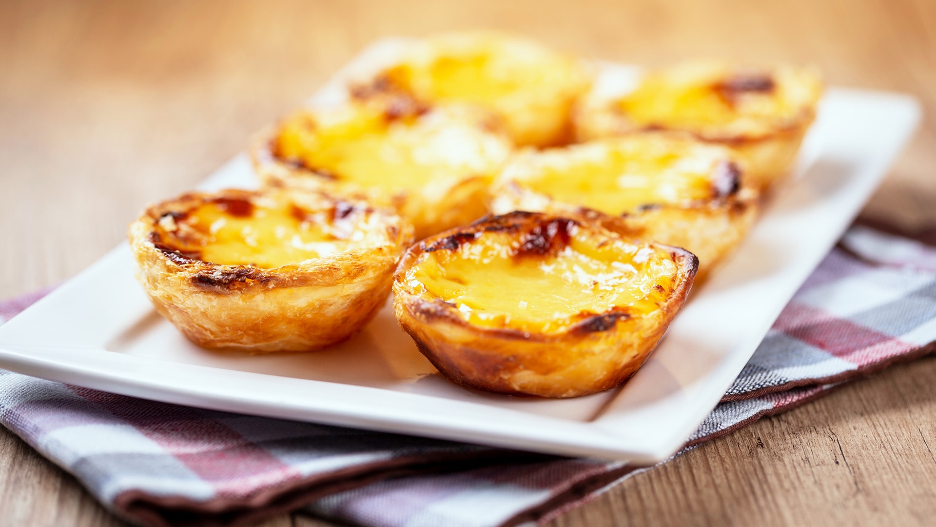 Pastel De Nata (Portekiz Turtası) Tarifi