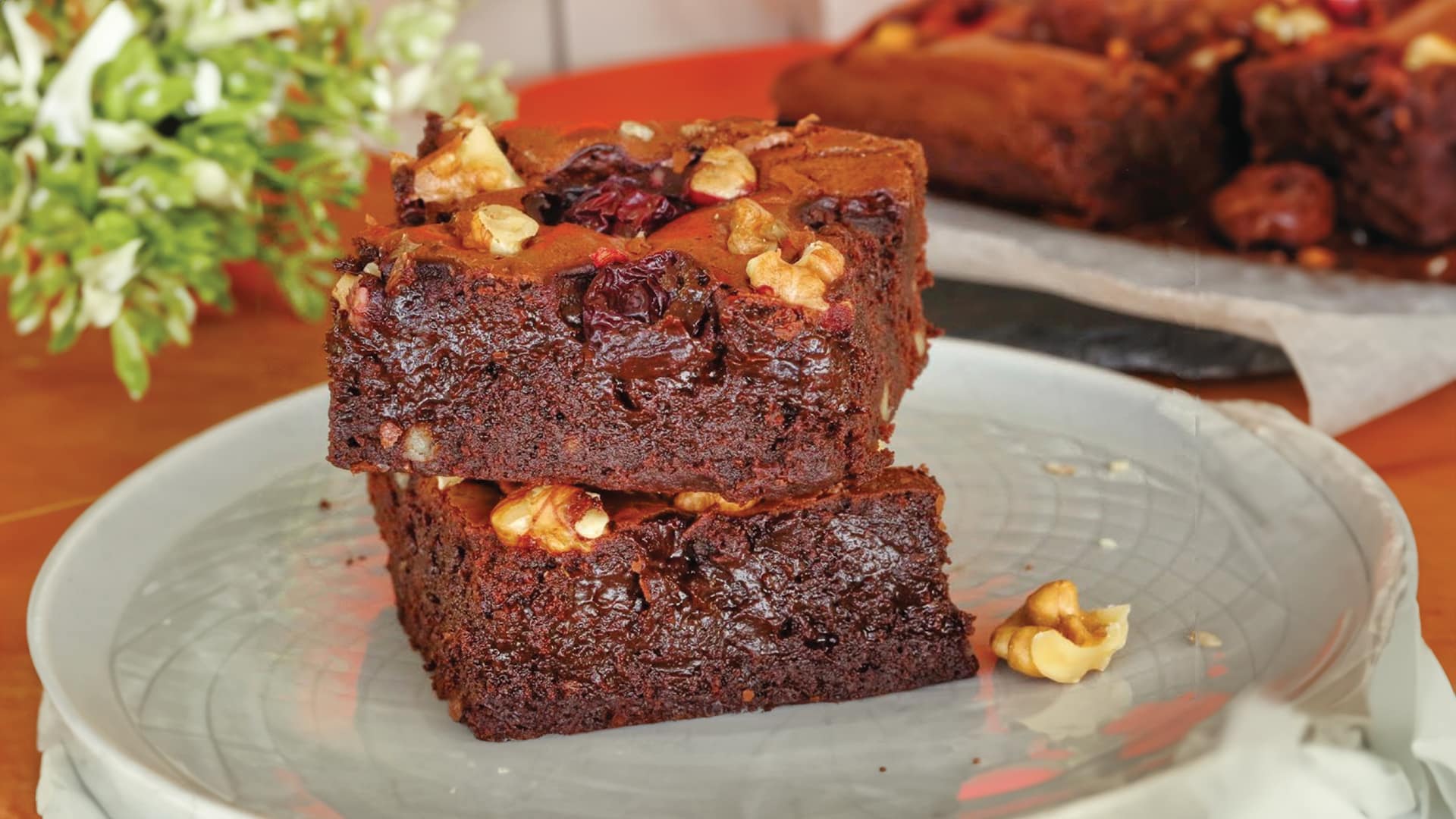 Vişneli Cevizli Brownie